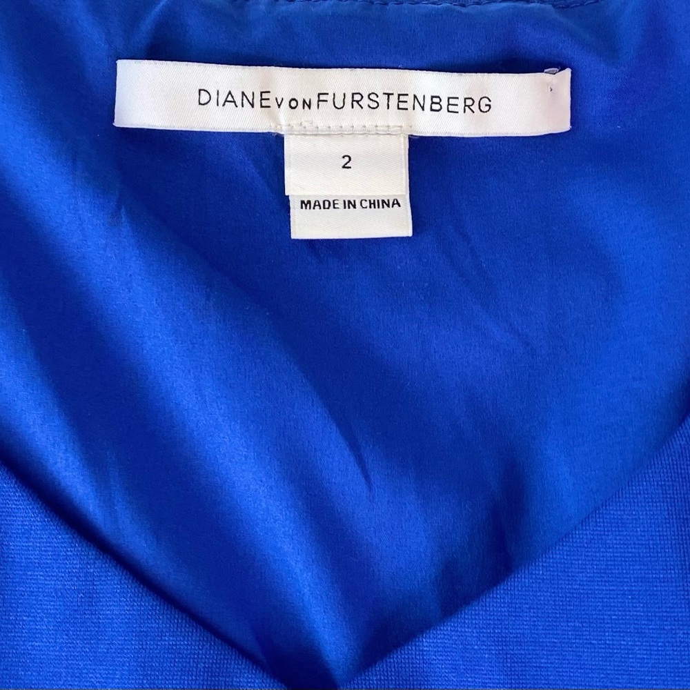 Diane Von Furstenberg Cobalt Blue Sheath Dress Ruched Waist Sz.2 - Picture 6 of 6
